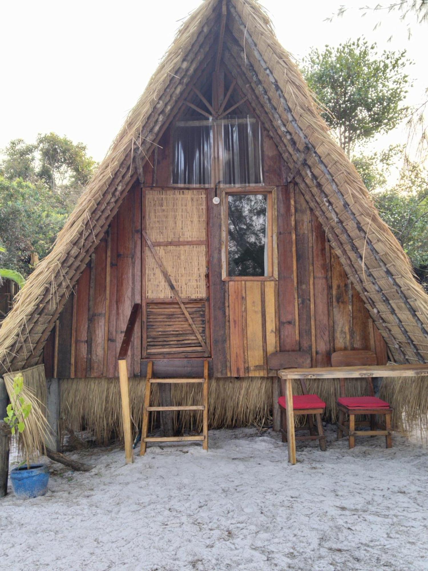 كوه رونغ ساملوم Green Blue Beach Hostel المظهر الخارجي الصورة