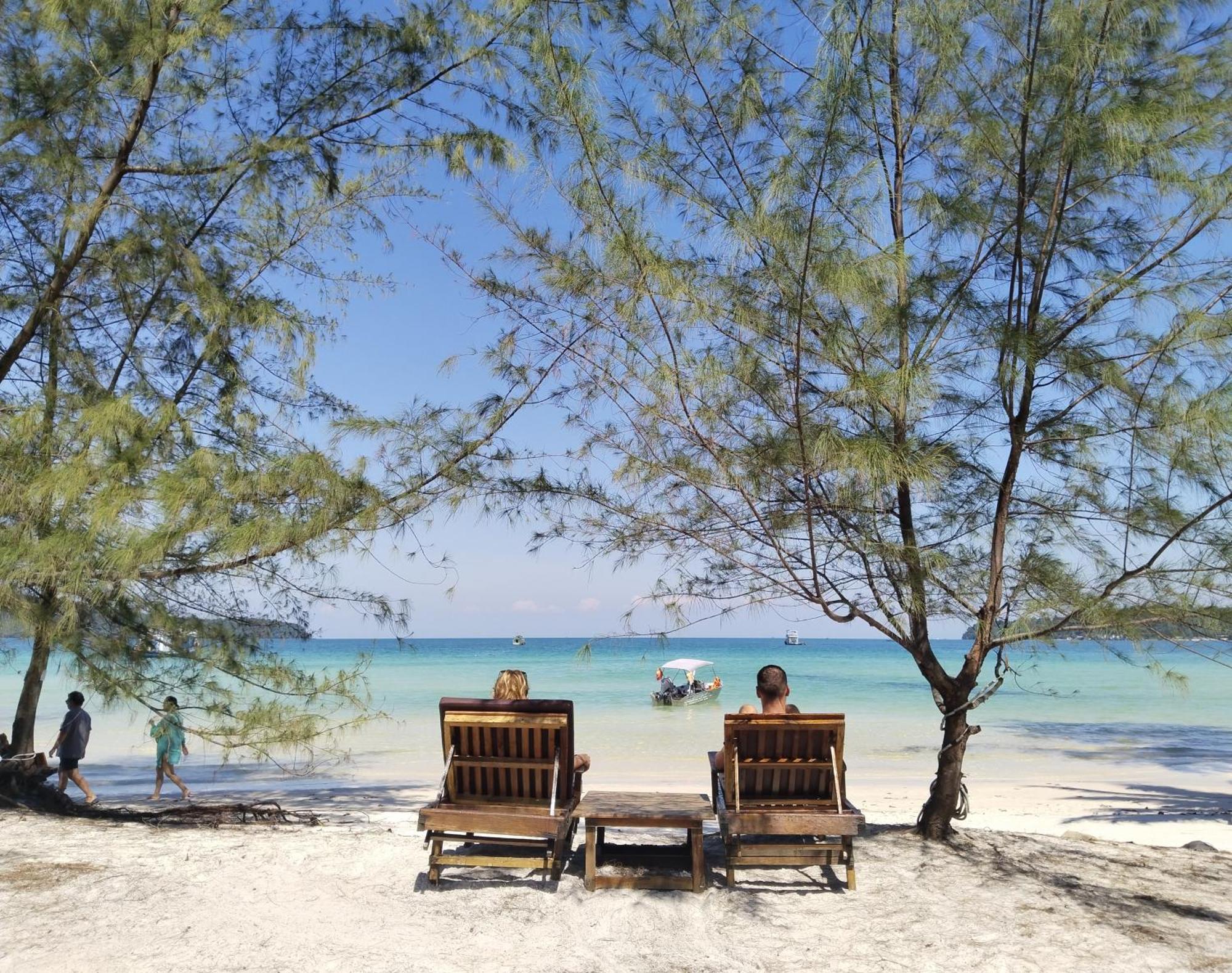 كوه رونغ ساملوم Green Blue Beach Hostel المظهر الخارجي الصورة
