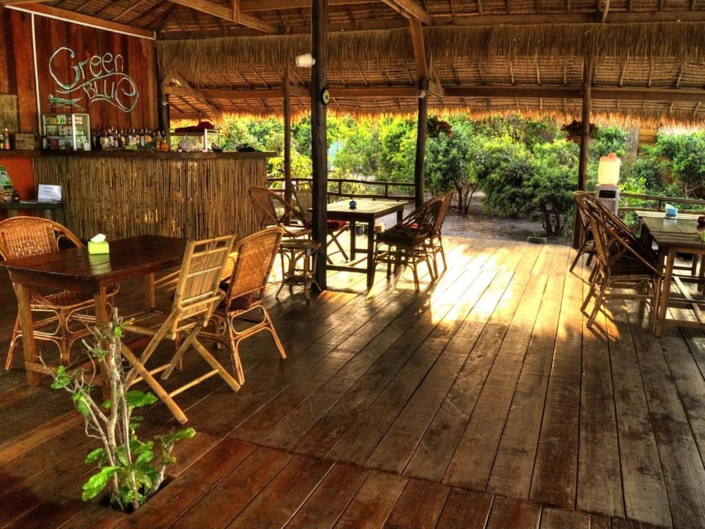 كوه رونغ ساملوم Green Blue Beach Hostel المظهر الخارجي الصورة