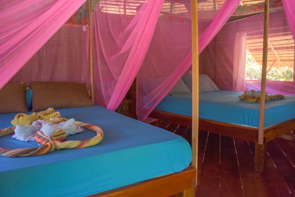 كوه رونغ ساملوم Green Blue Beach Hostel المظهر الخارجي الصورة